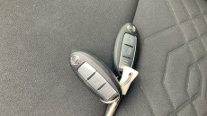 Nissan Juke 1.0 DiG-T 114 Tekna 5dr Petrol Hatchback